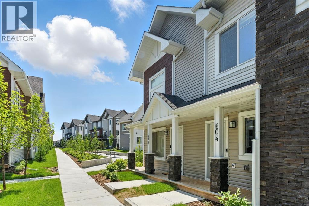 604 Canals Crossing Sw, Airdrie, Alberta  T4B 4L4 - Photo 3 - A2265598
