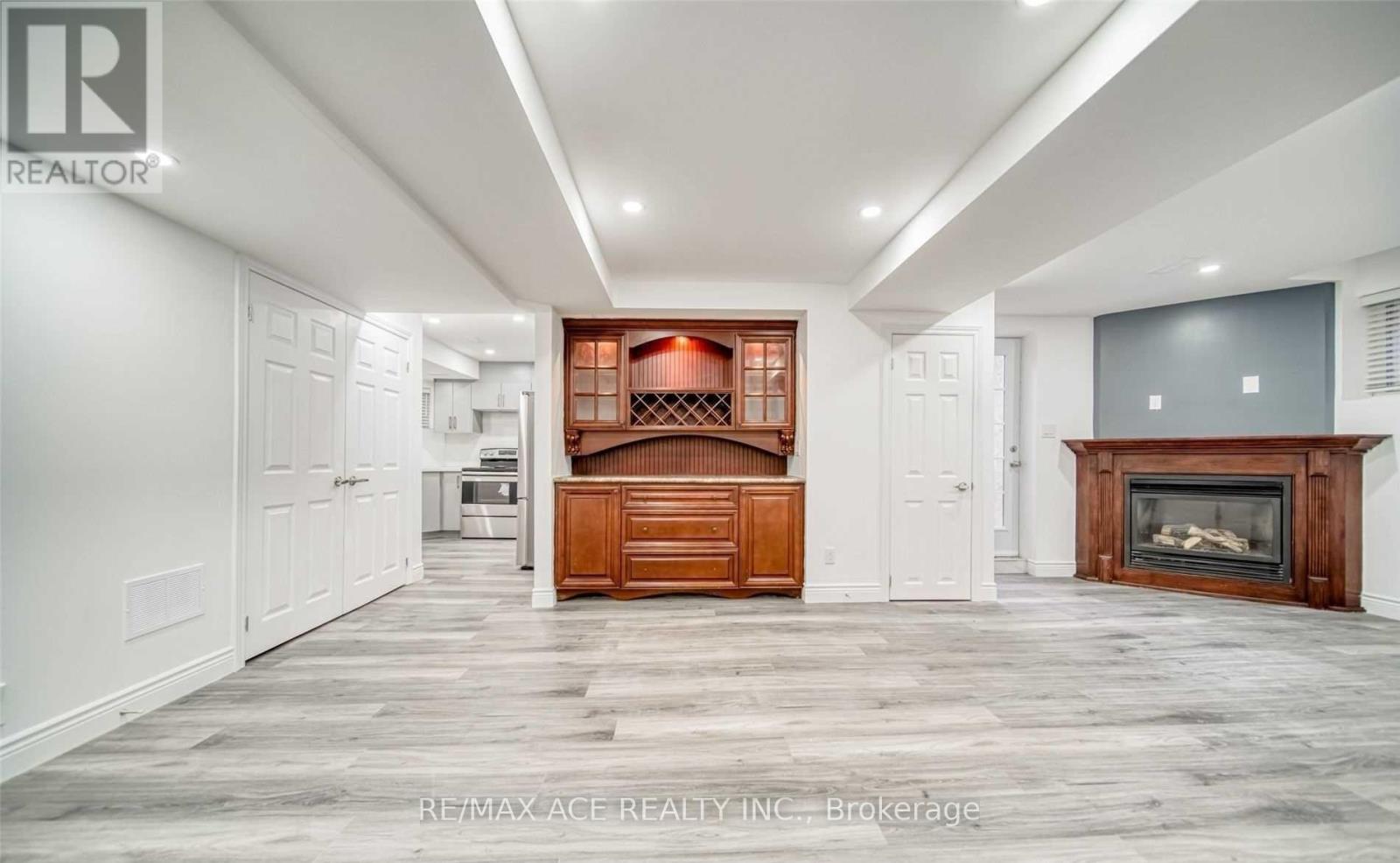 Bsmt - 5 Baybrook Road, Brampton, Ontario  L7A 1L4 - Photo 2 - W12632240