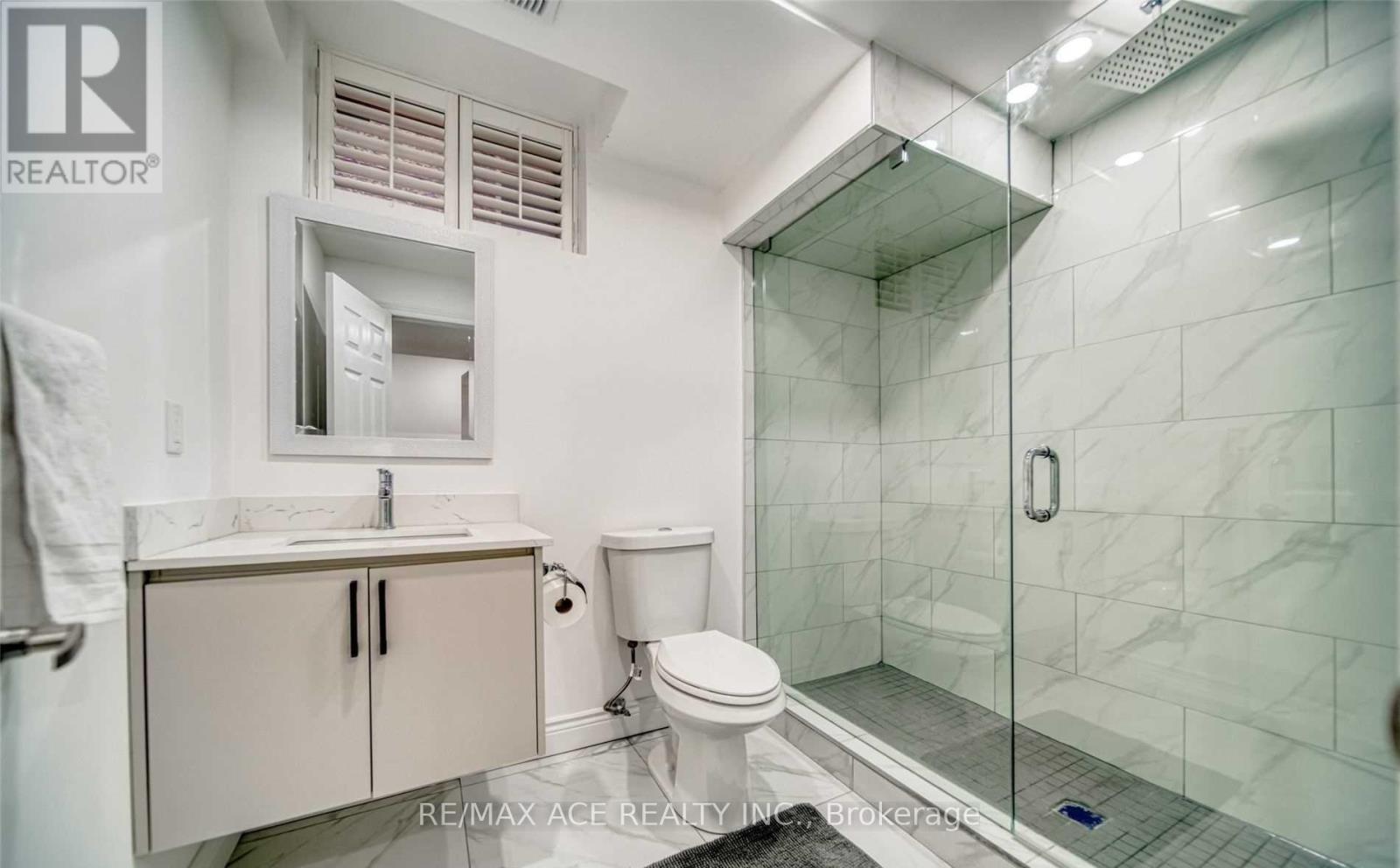 Bsmt - 5 Baybrook Road, Brampton, Ontario  L7A 1L4 - Photo 5 - W12632240