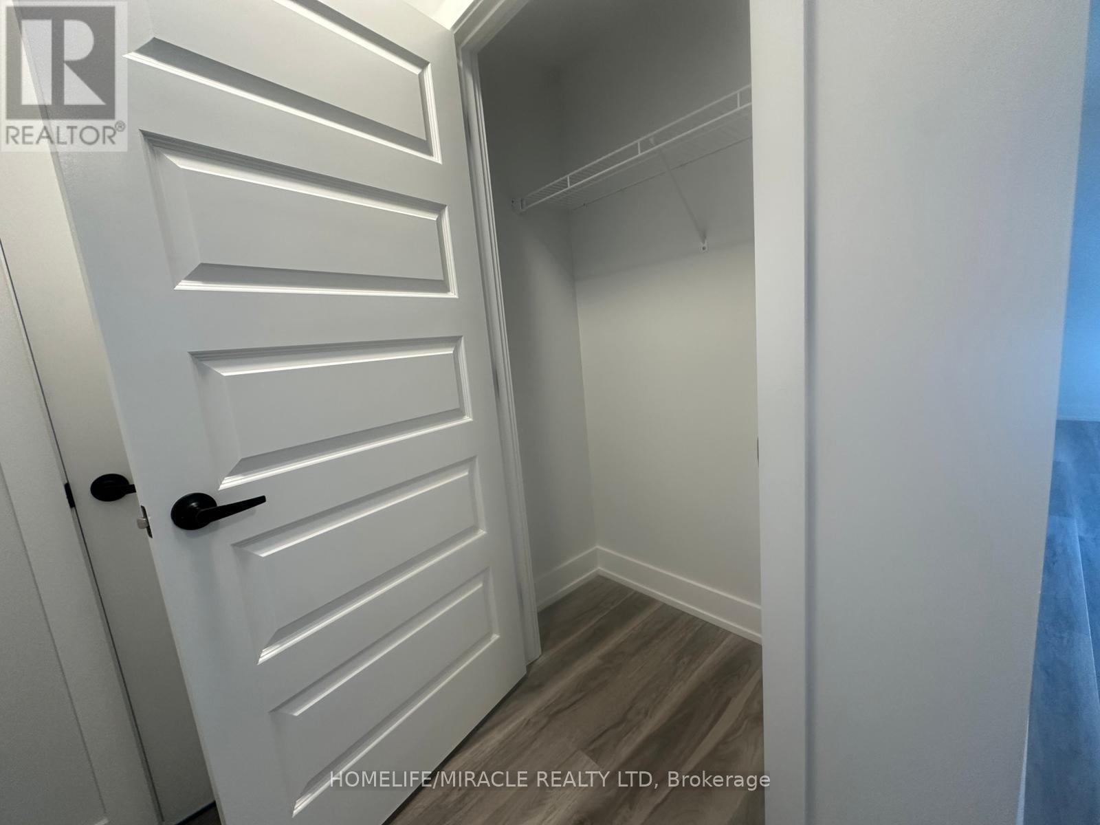 310 - 1100 Lackner Place, Kitchener, Ontario  N2A 0M1 - Photo 9 - X12632236