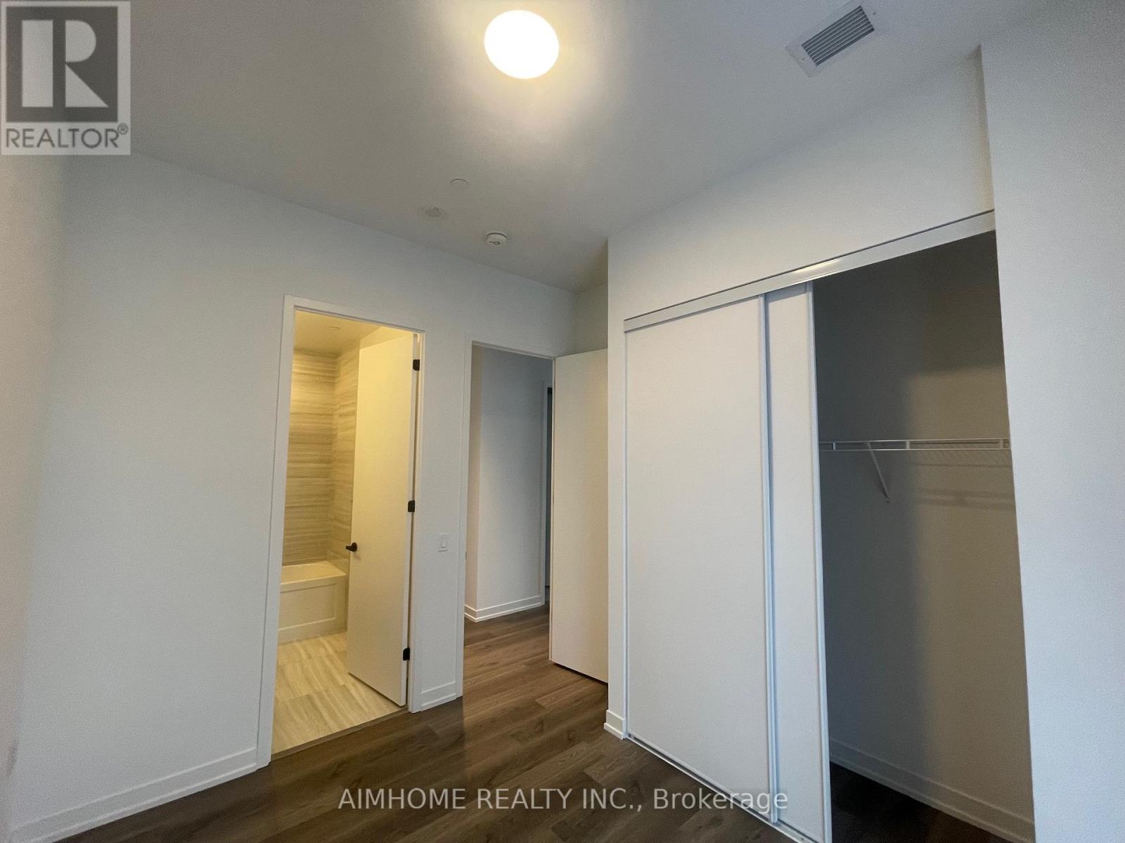 3710 - 8 Interchange Way, Vaughan, Ontario  L4K 0R2 - Photo 4 - N12600108