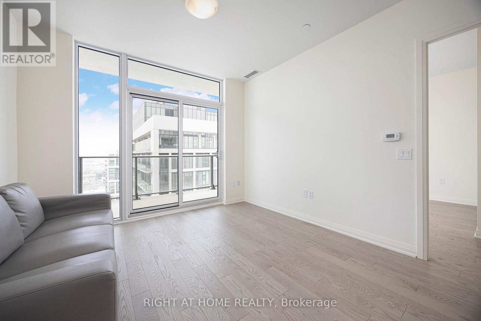 2718 - 8960 Jane Street, Vaughan, Ontario  L4K 0N9 - Photo 11 - N12632264