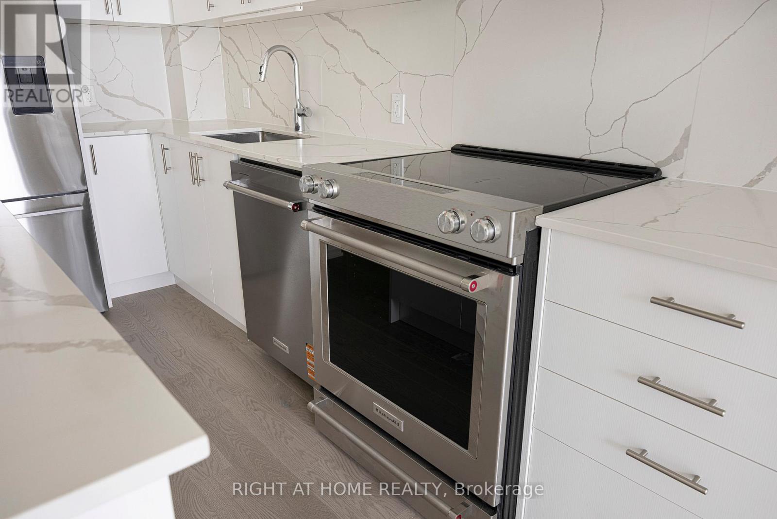 2718 - 8960 Jane Street, Vaughan, Ontario  L4K 0N9 - Photo 18 - N12632264