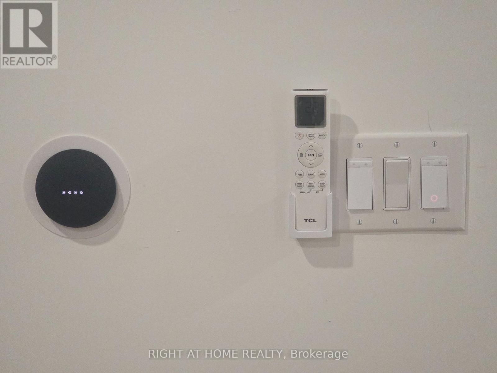 Br - 55 Camberwell Road, Toronto, Ontario  M6C 3E7 - Photo 15 - C12631438