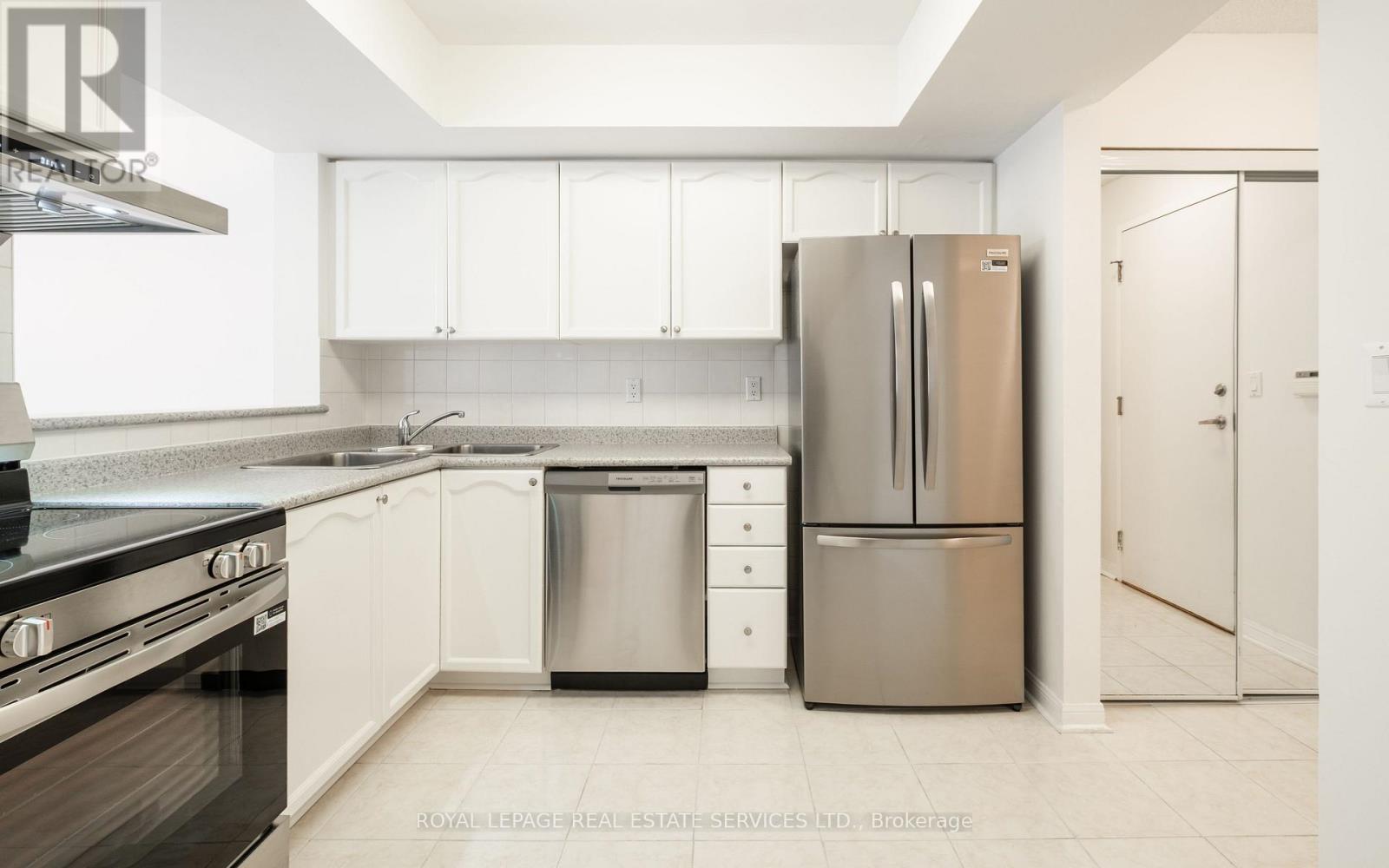 1306 - 28 Sommerset Way, Toronto, Ontario  M2N 6W7 - Photo 13 - C12609264