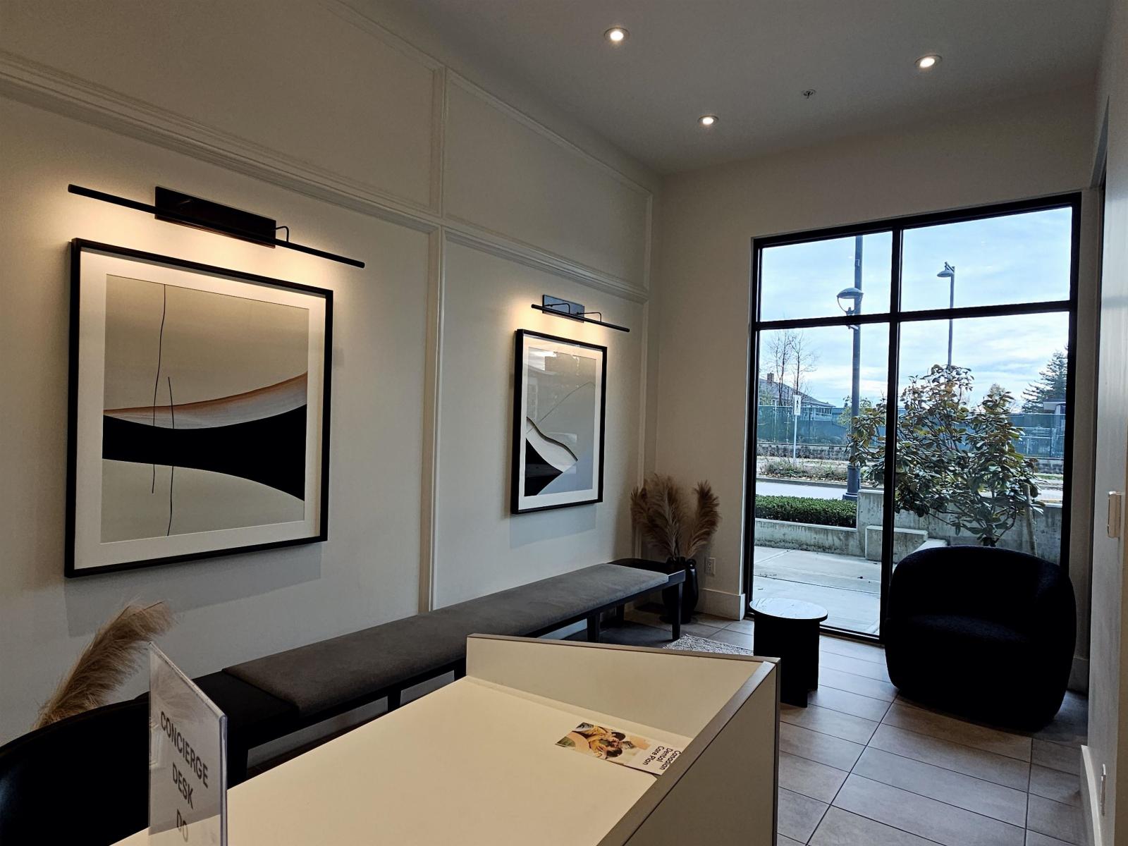 312 13933 105 Boulevard, Surrey, British Columbia V3T 0R6 - Photo 2 - R3071345