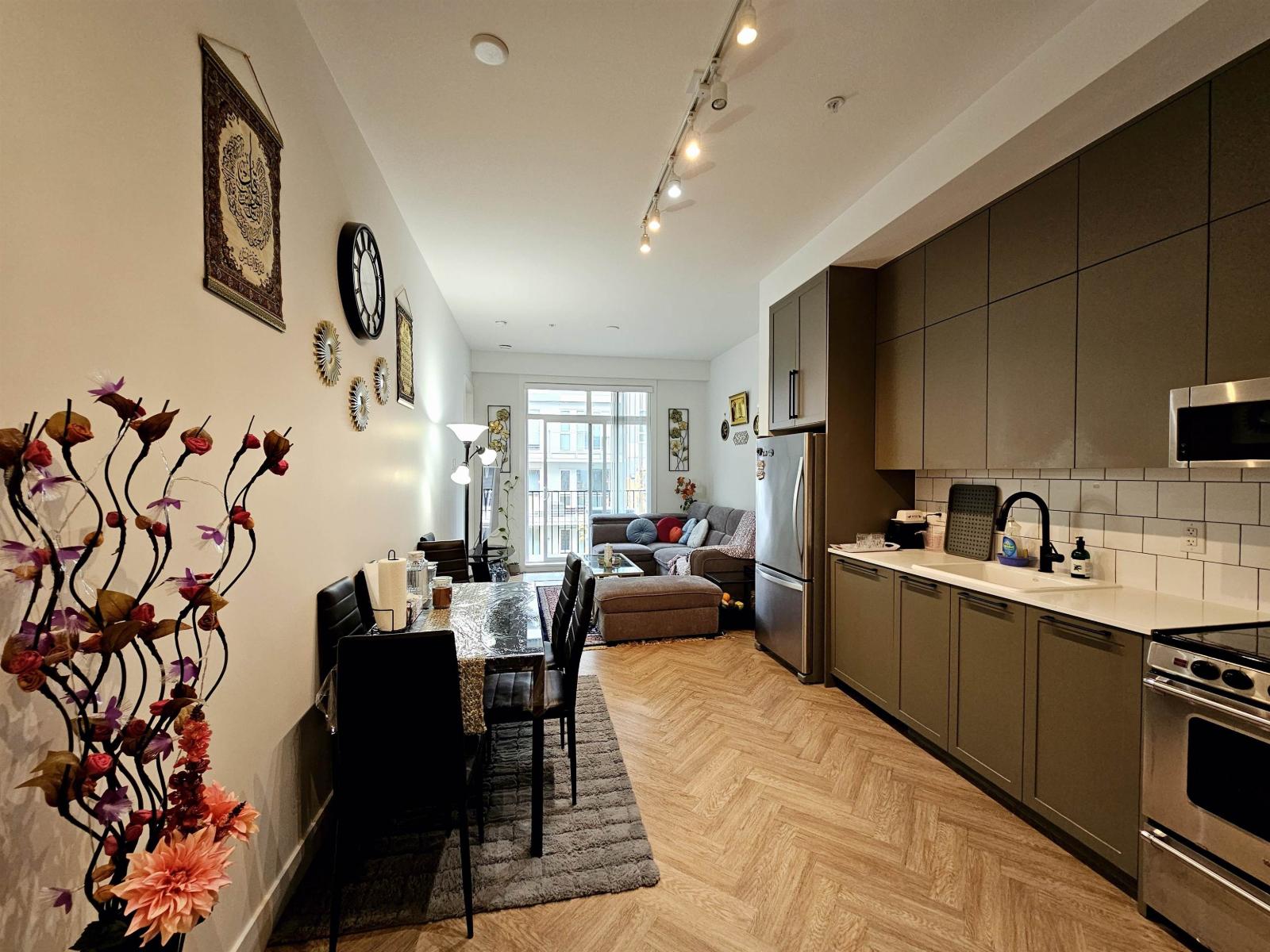 312 13933 105 Boulevard, Surrey, British Columbia V3T 0R6 - Photo 5 - R3071345