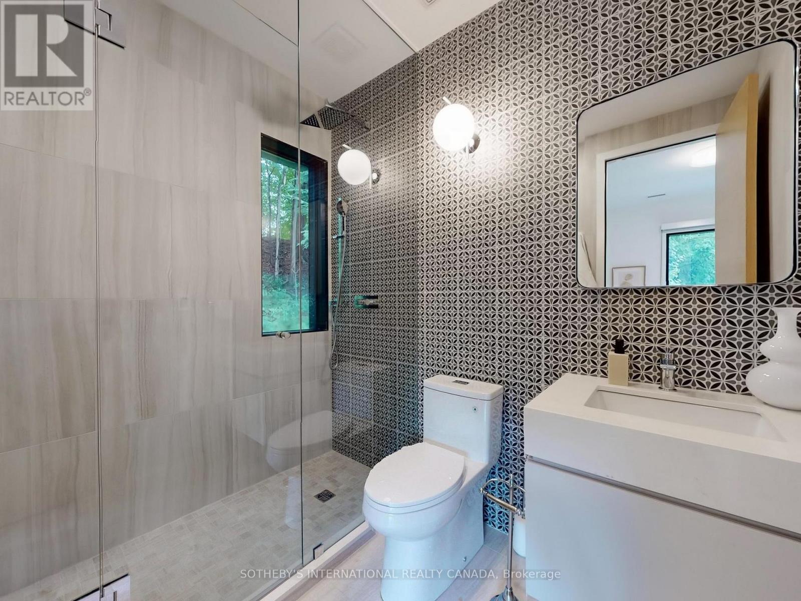 12 Winton Road, Toronto, Ontario  M4N 3E3 - Photo 22 - C12632276