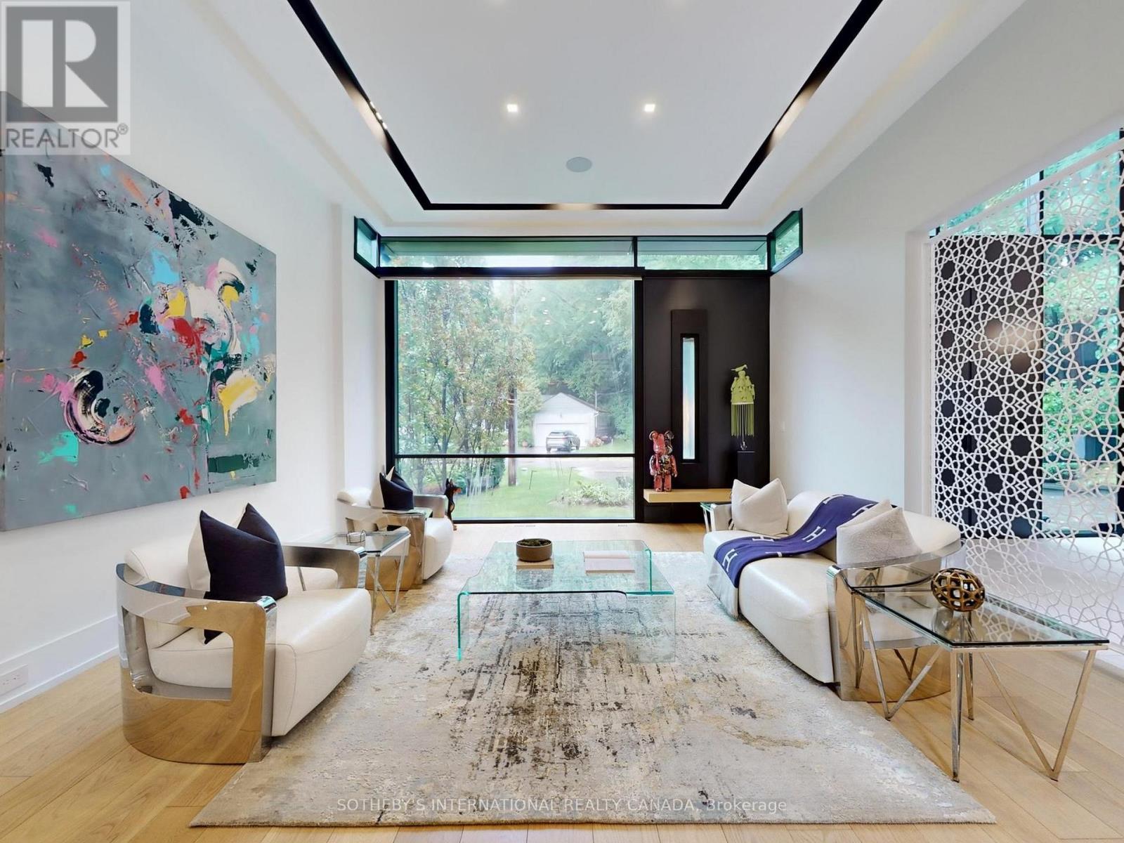 12 Winton Road, Toronto, Ontario  M4N 3E3 - Photo 3 - C12632276