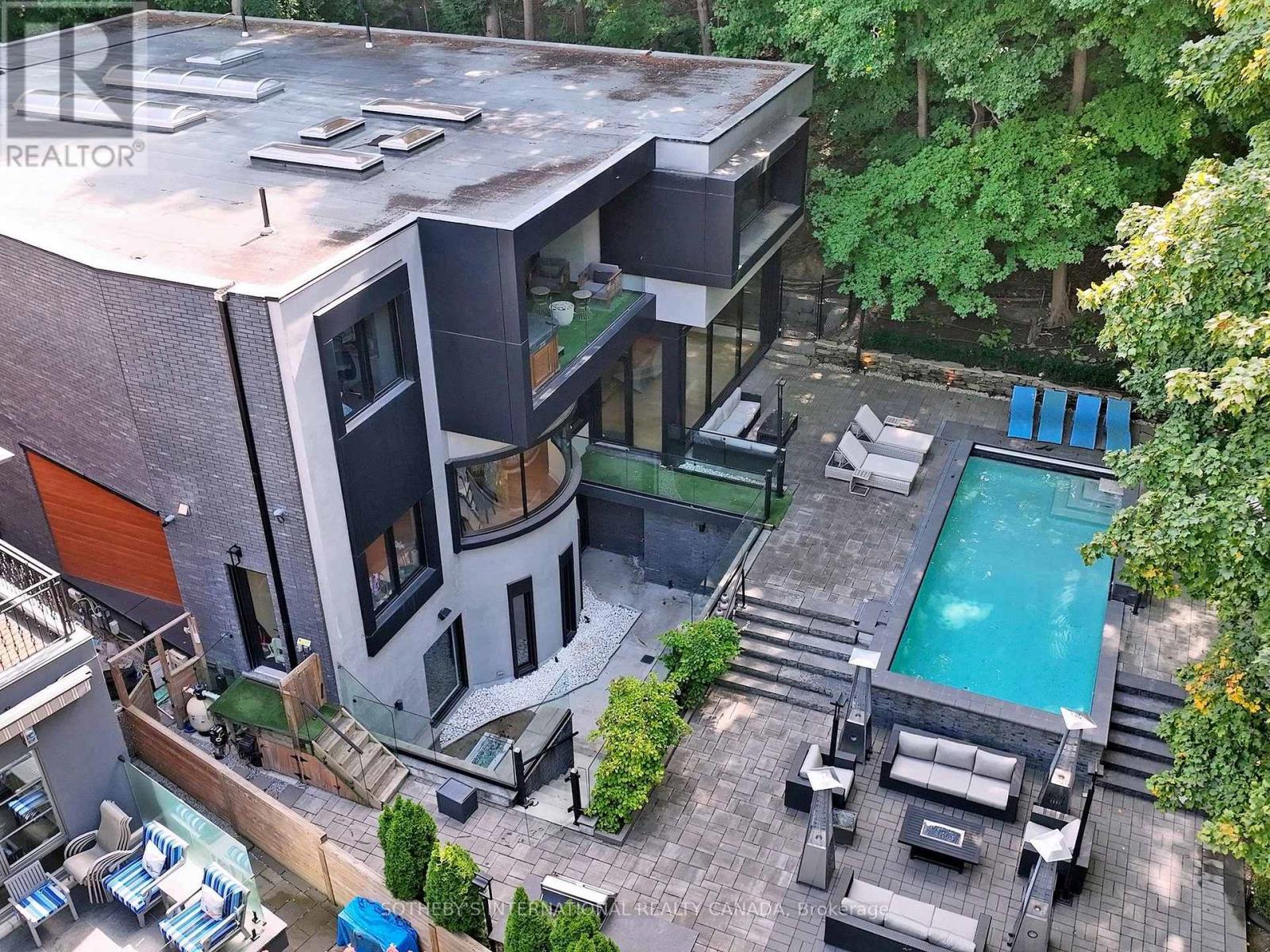 12 Winton Road, Toronto, Ontario  M4N 3E3 - Photo 47 - C12632276