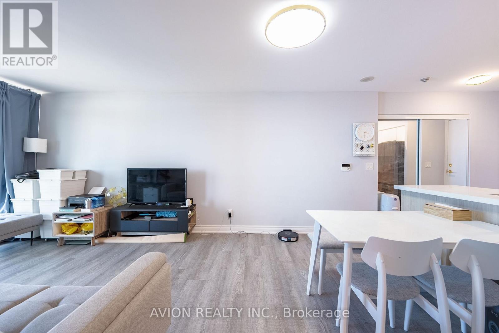 802 - 5500 Yonge Street W, Toronto, Ontario  M2N 7L1 - Photo 15 - C12632108