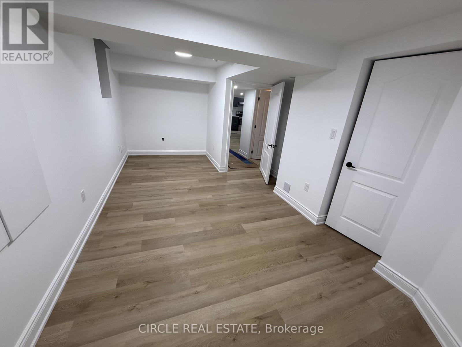 Bsmt - 2971 Westoak Trails Boulevard, Oakville, Ontario  L6M 5E5 - Photo 10 - W12632266