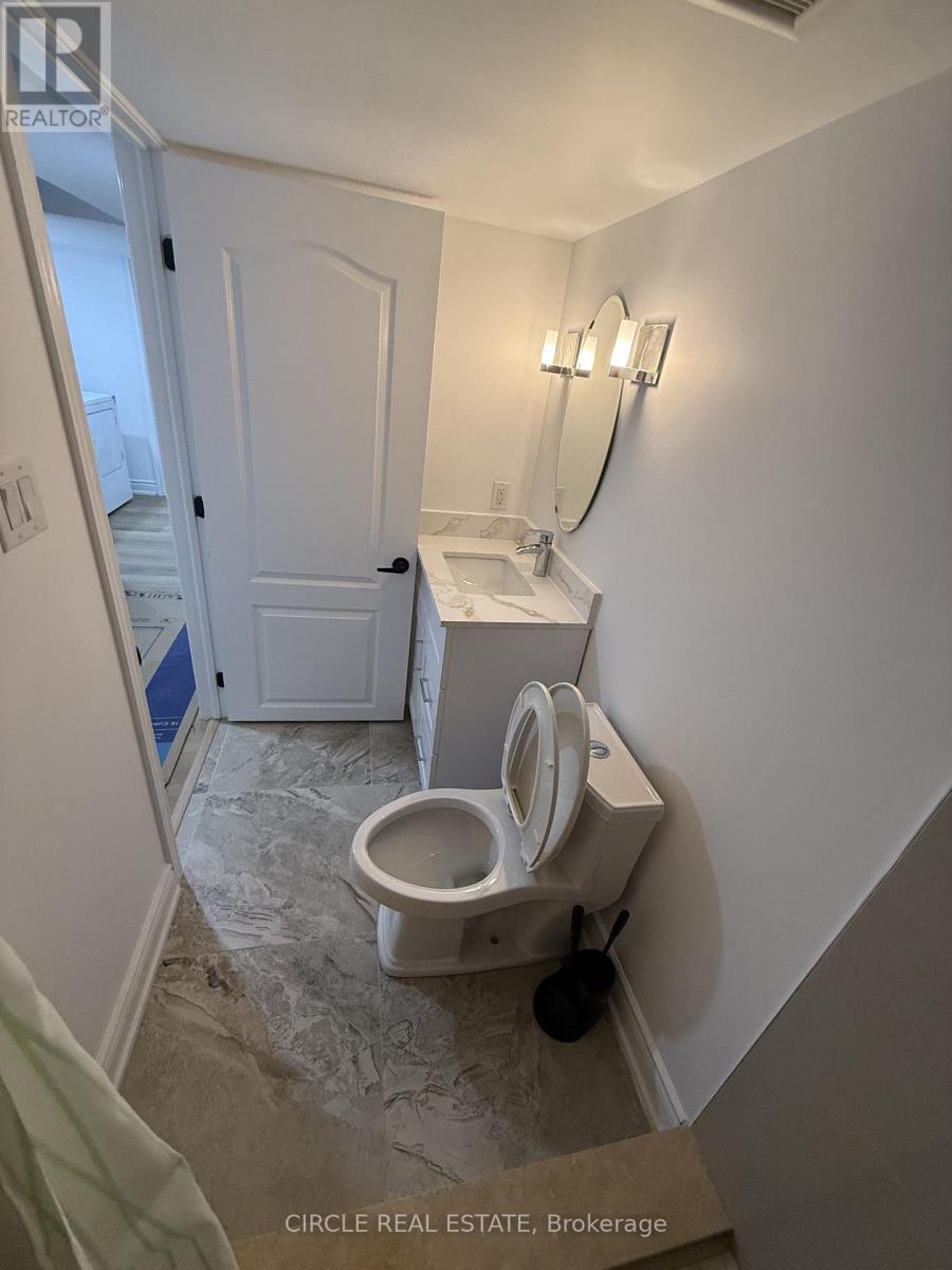 Bsmt - 2971 Westoak Trails Boulevard, Oakville, Ontario  L6M 5E5 - Photo 13 - W12632266