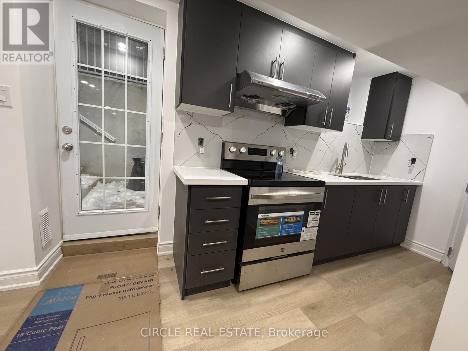 Bsmt - 2971 Westoak Trails Boulevard, Oakville, Ontario  L6M 5E5 - Photo 3 - W12632266