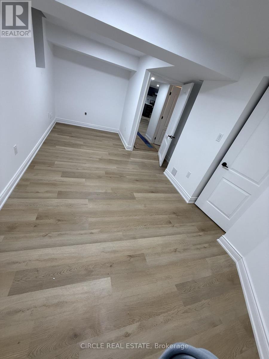 Bsmt - 2971 Westoak Trails Boulevard, Oakville, Ontario  L6M 5E5 - Photo 9 - W12632266
