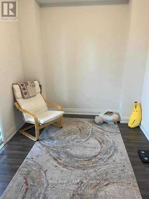 33 Wild Rose Gardens, Toronto, Ontario  M6L 0A5 - Photo 11 - W12632272