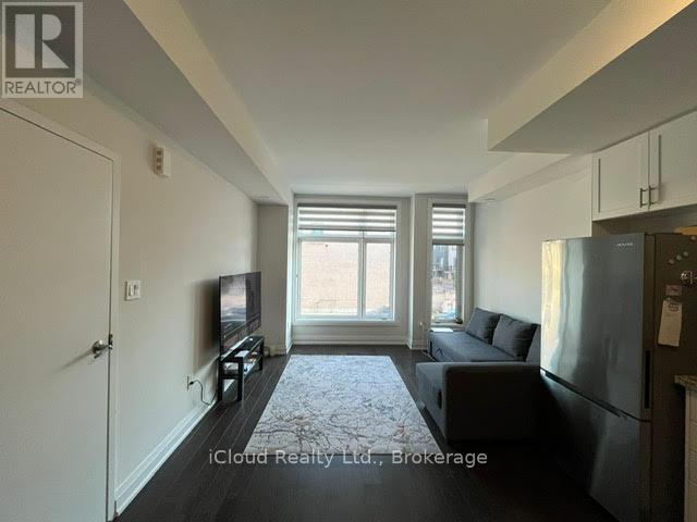 33 Wild Rose Gardens, Toronto, Ontario  M6L 0A5 - Photo 19 - W12632272