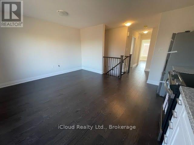 33 Wild Rose Gardens, Toronto, Ontario  M6L 0A5 - Photo 24 - W12632272