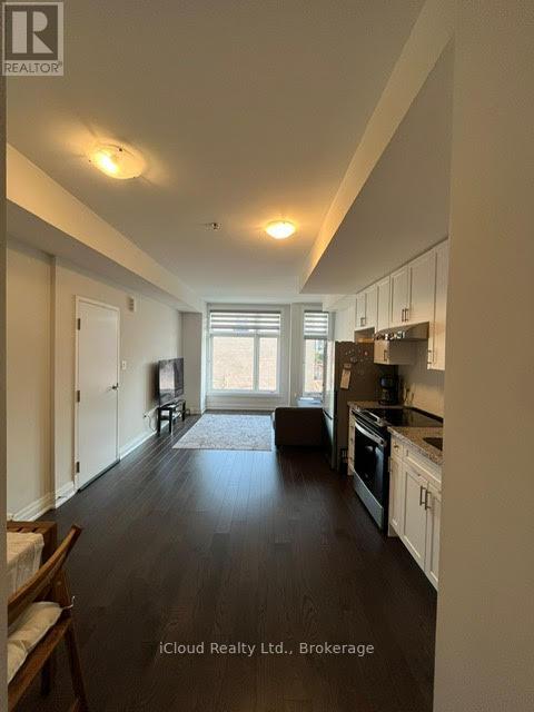 33 Wild Rose Gardens, Toronto, Ontario  M6L 0A5 - Photo 6 - W12632272