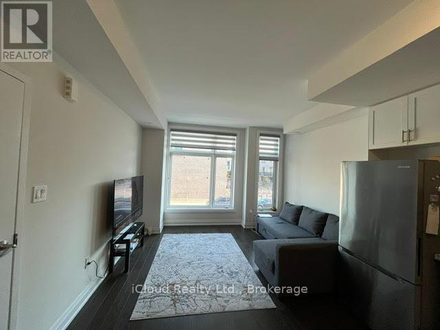 33 Wild Rose Gardens, Toronto, Ontario  M6L 0A5 - Photo 7 - W12632272