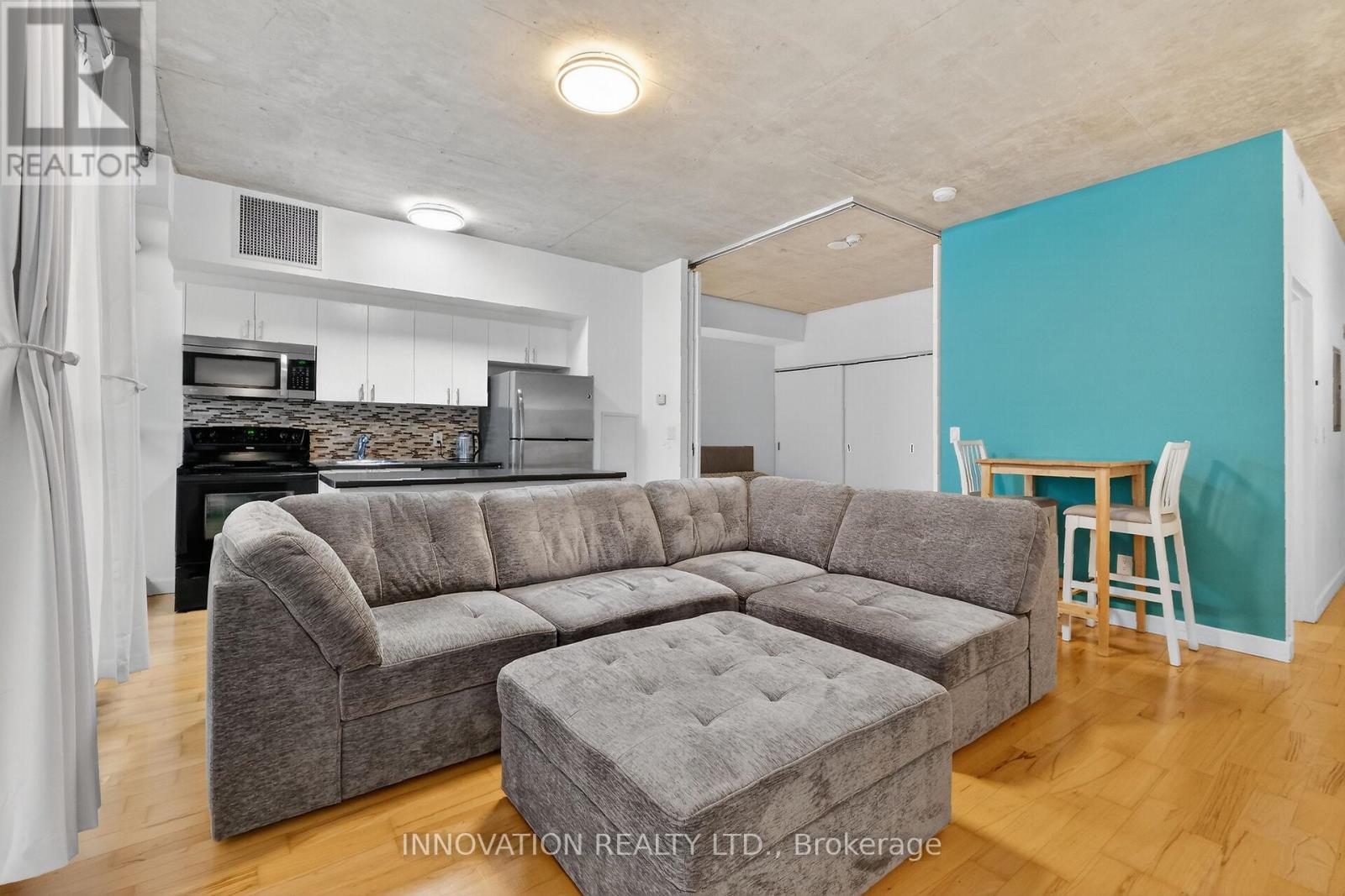 201 - 179 George Street, Ottawa, Ontario  K1N 1J8 - Photo 11 - X12632290