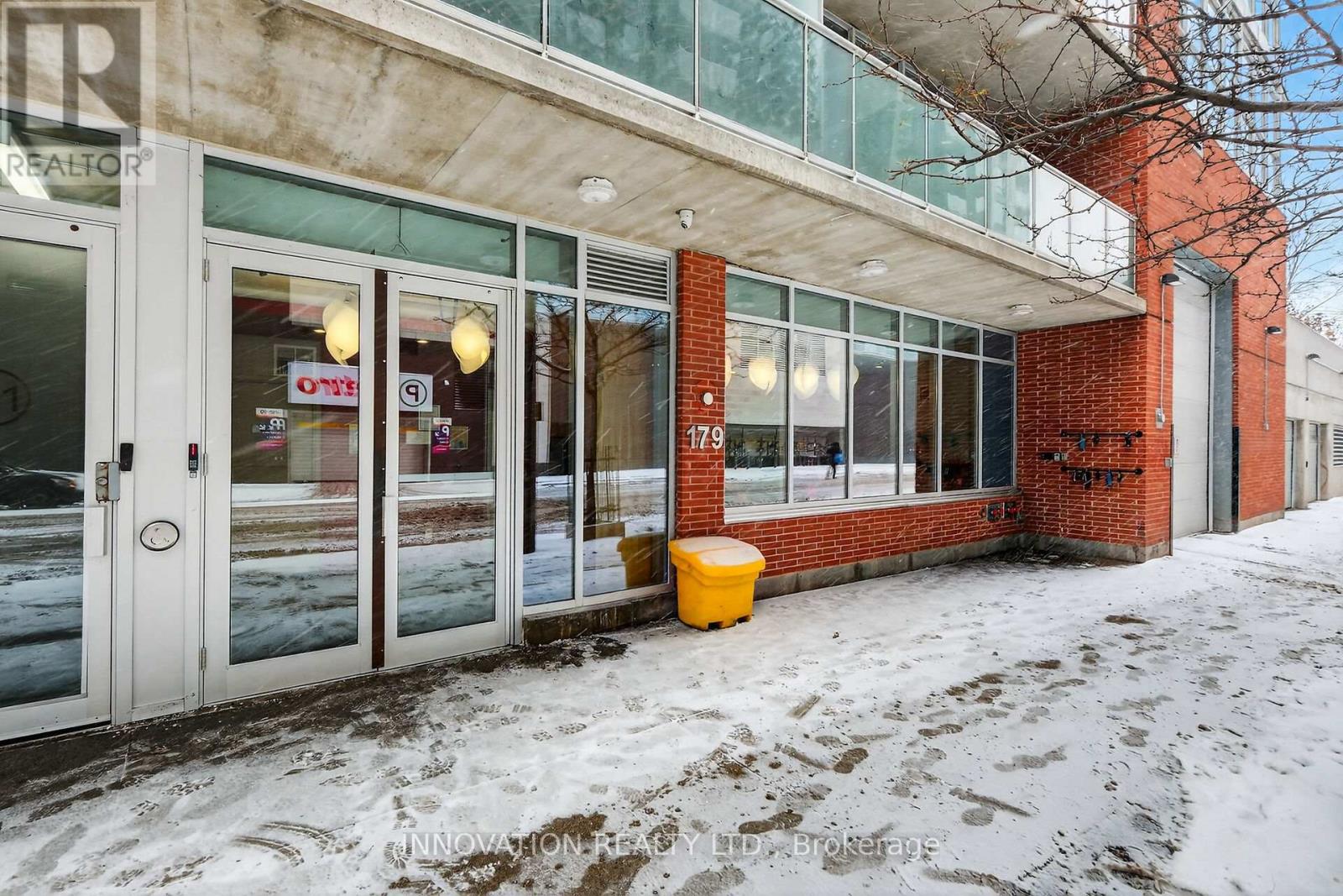 201 - 179 George Street, Ottawa, Ontario  K1N 1J8 - Photo 5 - X12632290