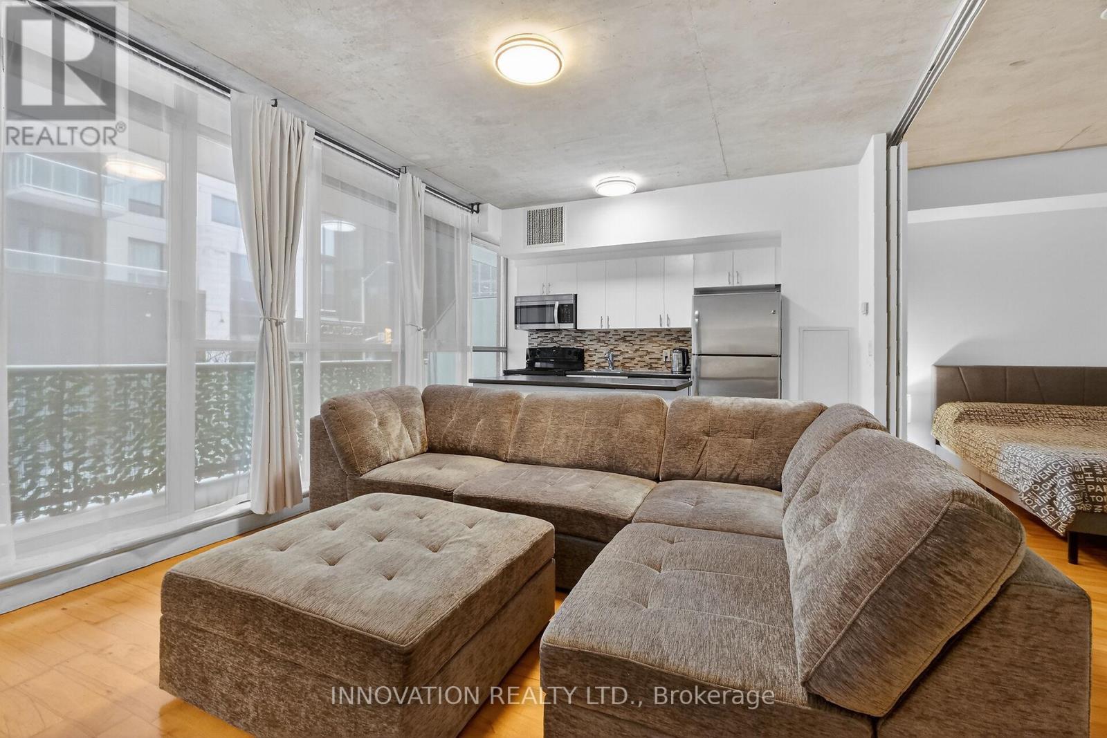 201 - 179 George Street, Ottawa, Ontario  K1N 1J8 - Photo 9 - X12632290