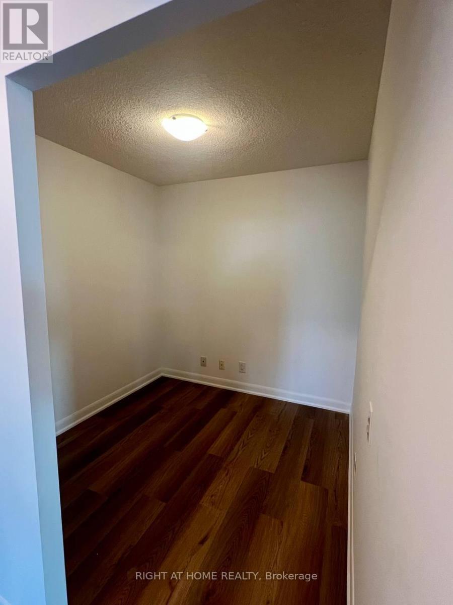 2215 - 17 Anndale Drive, Toronto, Ontario  M2N 2W7 - Photo 12 - C12495624