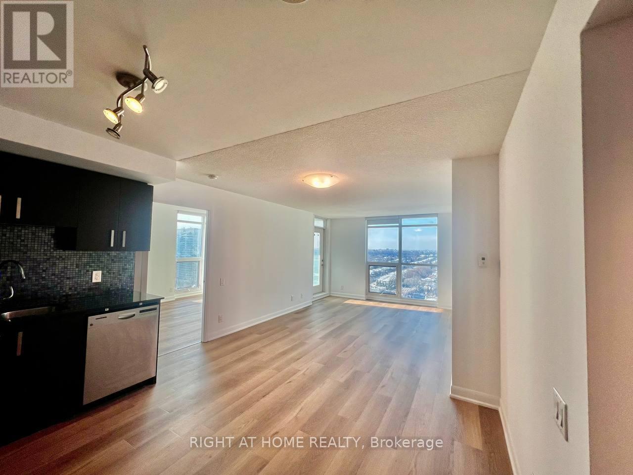 2215 - 17 Anndale Drive, Toronto, Ontario  M2N 2W7 - Photo 4 - C12495624