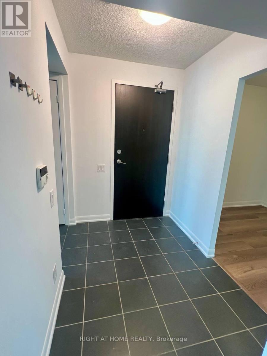 2215 - 17 Anndale Drive, Toronto, Ontario  M2N 2W7 - Photo 13 - C12495624