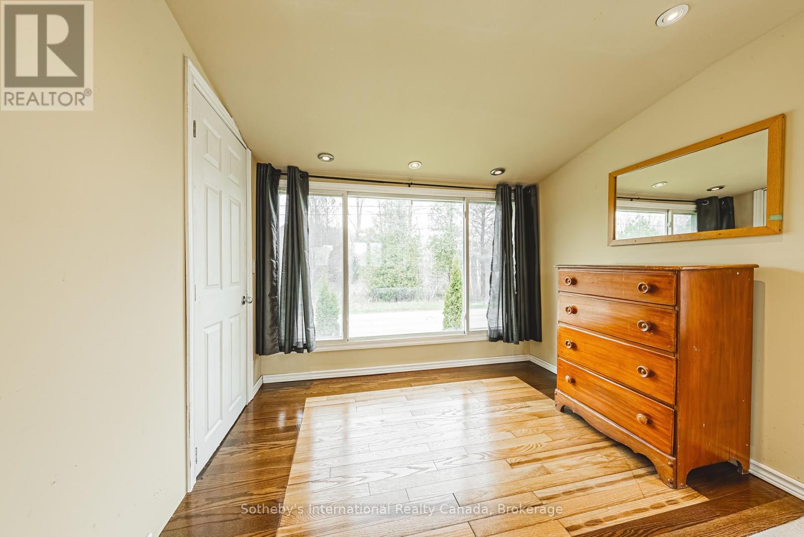 1680 Old Brock Street, Norfolk, Ontario N0E 1W0 - Photo 31 - X12440998