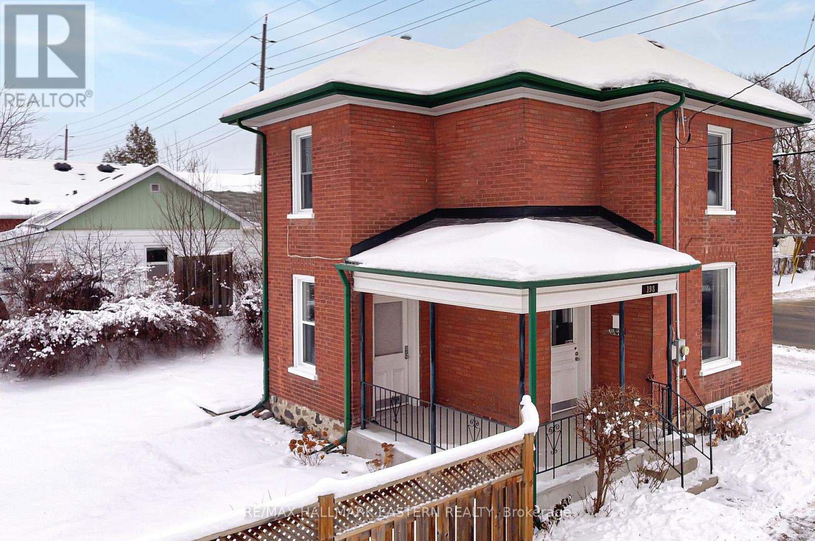 198 Hazlitt Street, Peterborough, Ontario  K9H 1L7 - Photo 2 - X12516516