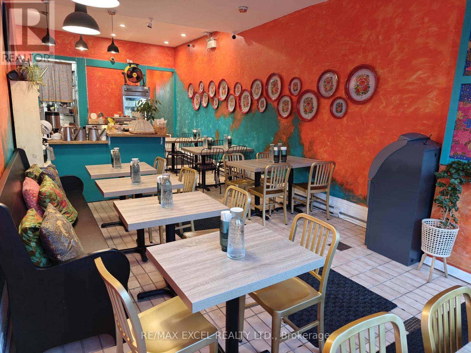 253 GERRARD STREET E, toronto (moss park), Ontario