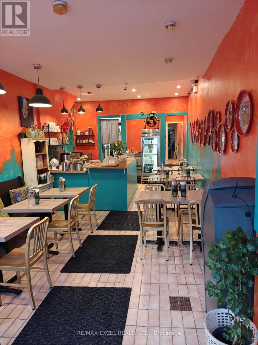 253 Gerrard Street E, Toronto, Ontario  M5A 2G1 - Photo 3 - C12632304