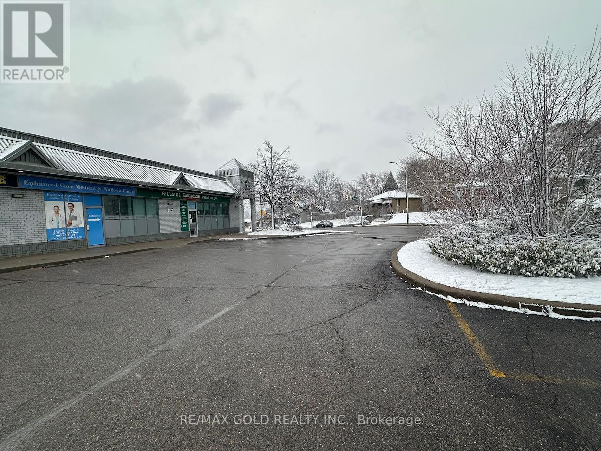 4 - 303 Hillside Avenue, Oshawa, Ontario  L1J 1T4 - Photo 12 - E12632306