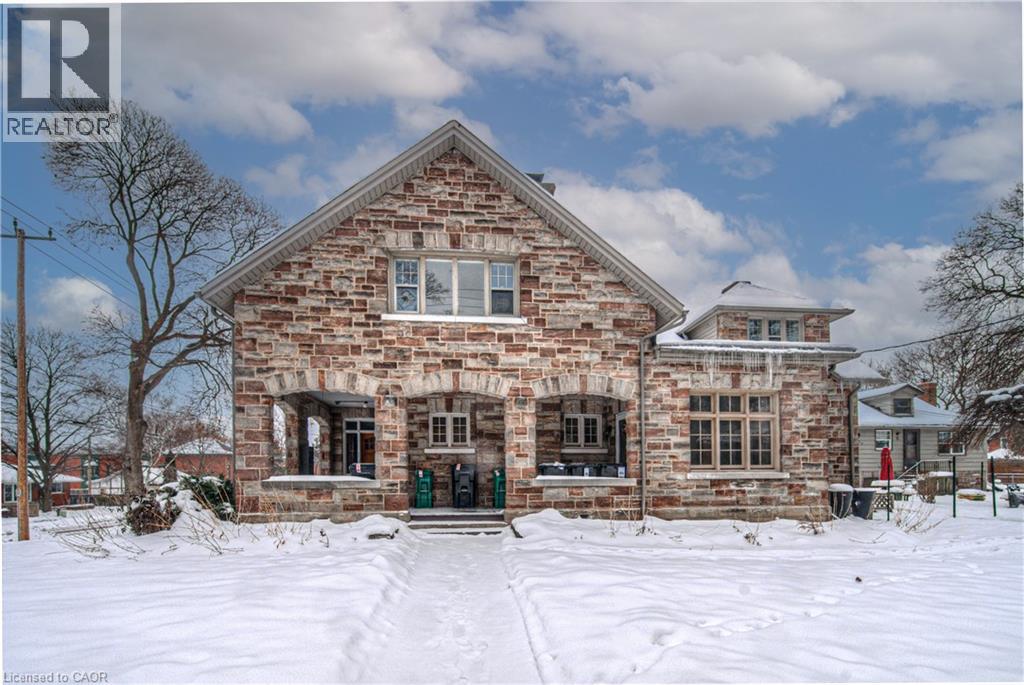 916 QUEENSTON Road, Cambridge, Ontario