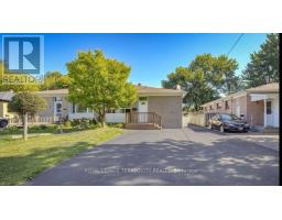 25 BAILEY CRESCENT, Aurora, Ontario