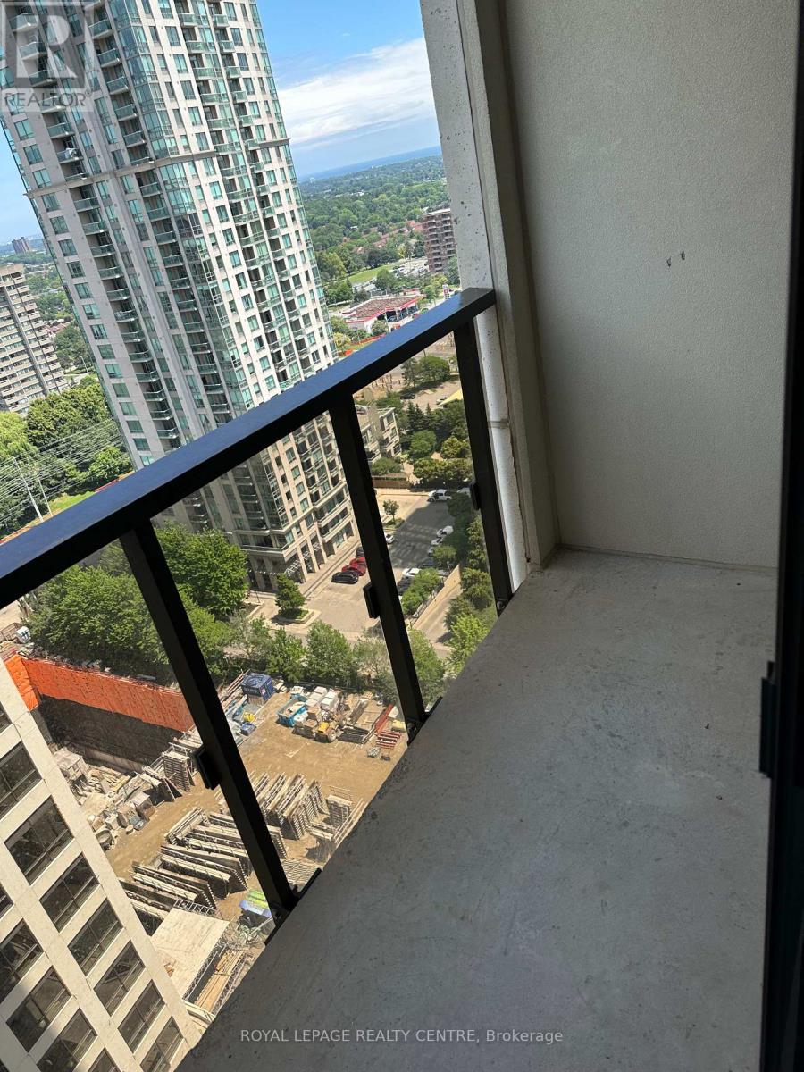 1903 - 36 Elm Drive W, Mississauga, Ontario  L5B 0N3 - Photo 16 - W12632292