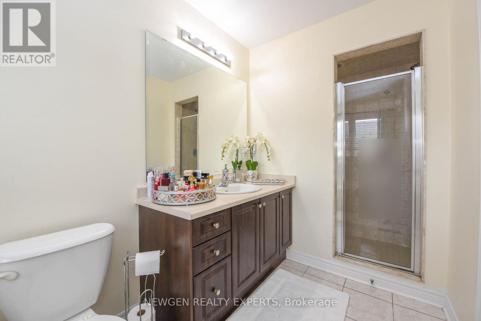 30 Lorenzo Circle, Brampton, Ontario  L6R 3N3 - Photo 24 - W12632300