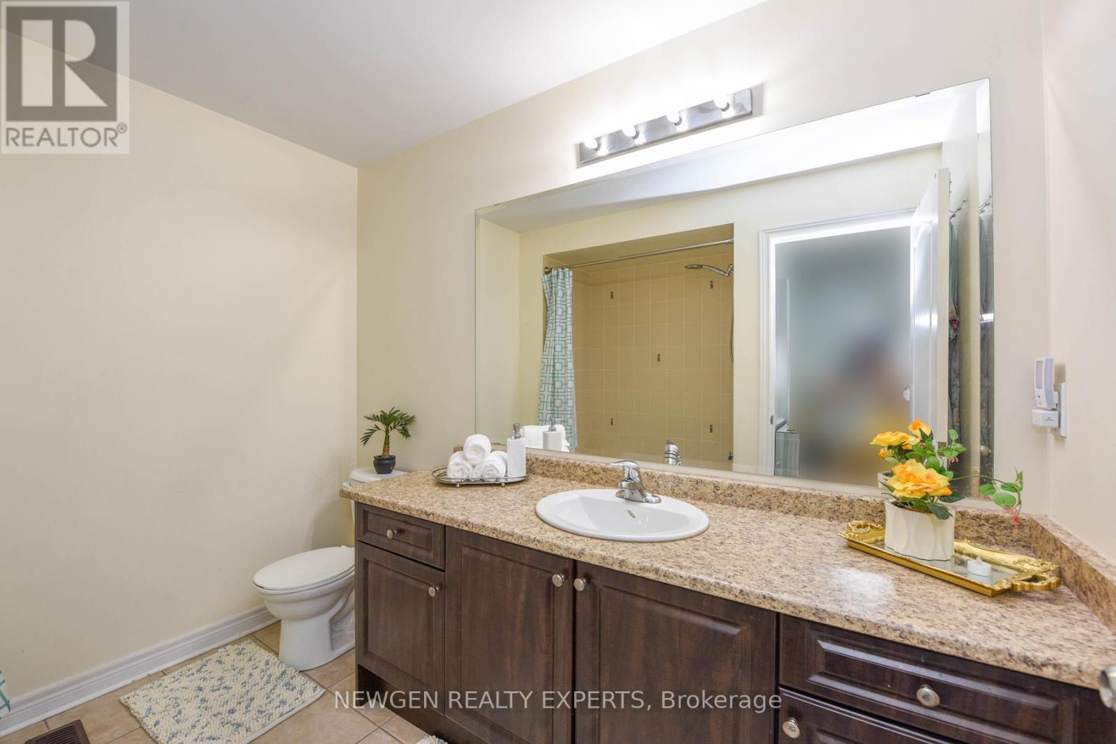 30 Lorenzo Circle, Brampton, Ontario  L6R 3N3 - Photo 30 - W12632300