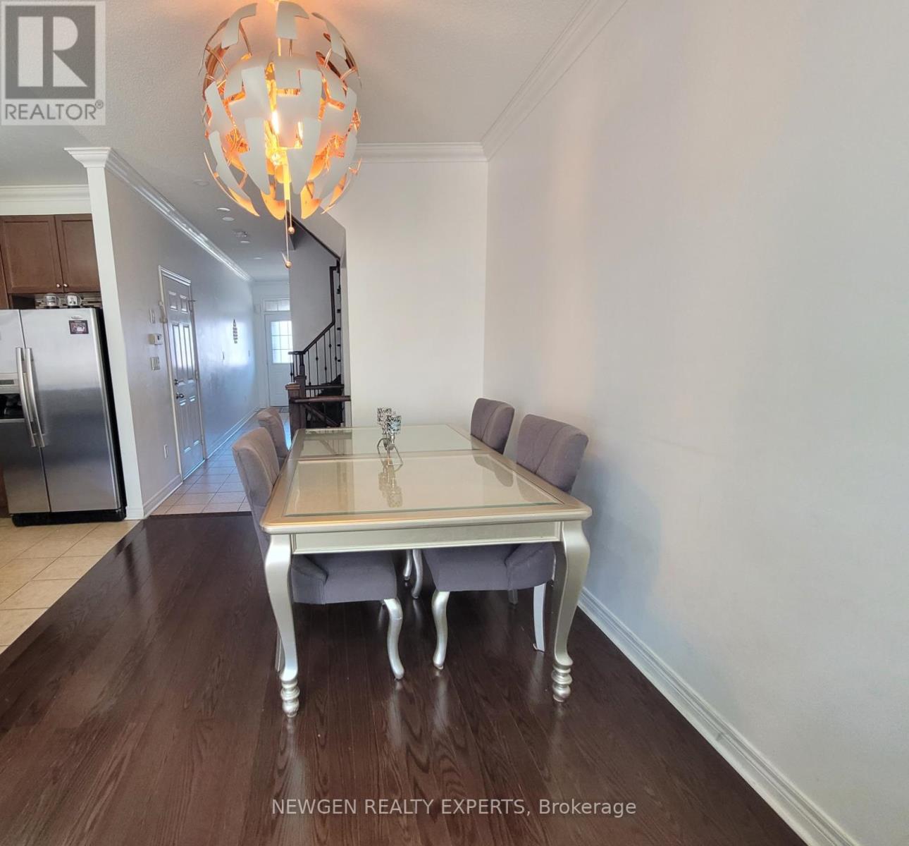 30 Lorenzo Circle, Brampton, Ontario  L6R 3N3 - Photo 7 - W12632300