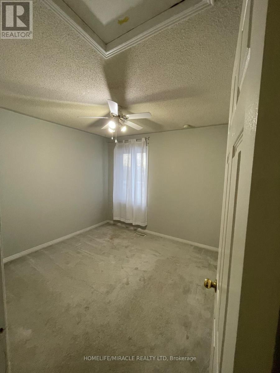 6 Smith Drive, Halton Hills, Ontario  L7G 5K6 - Photo 15 - W12632316