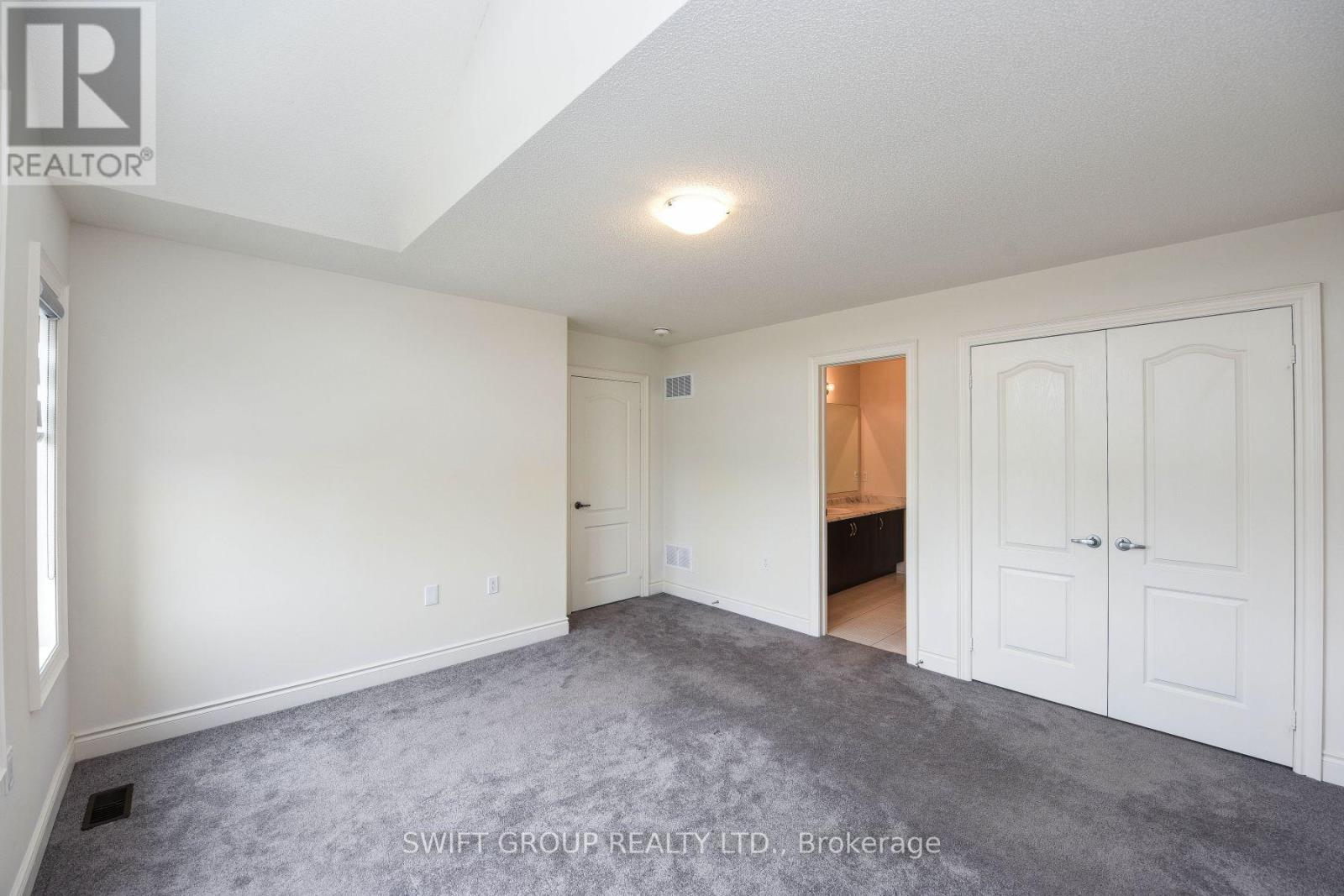 Upper - 24 Dotchson Avenue, Caledon, Ontario  L7C 4G6 - Photo 22 - W12632322