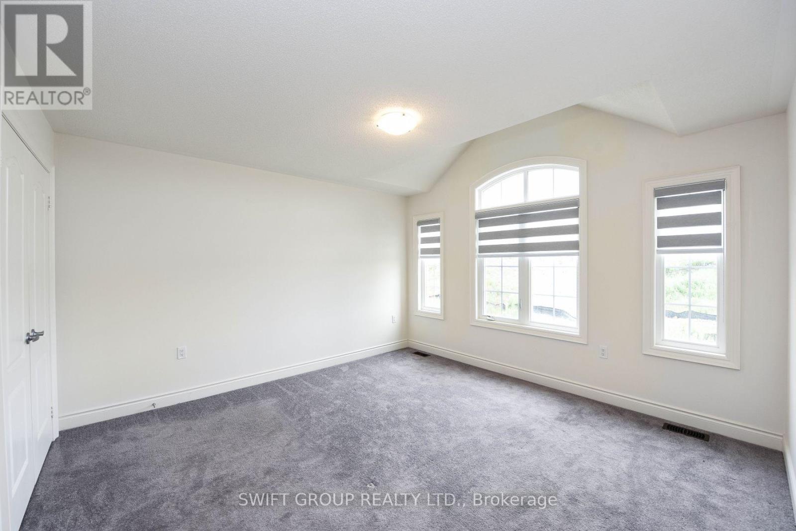 Upper - 24 Dotchson Avenue, Caledon, Ontario  L7C 4G6 - Photo 23 - W12632322