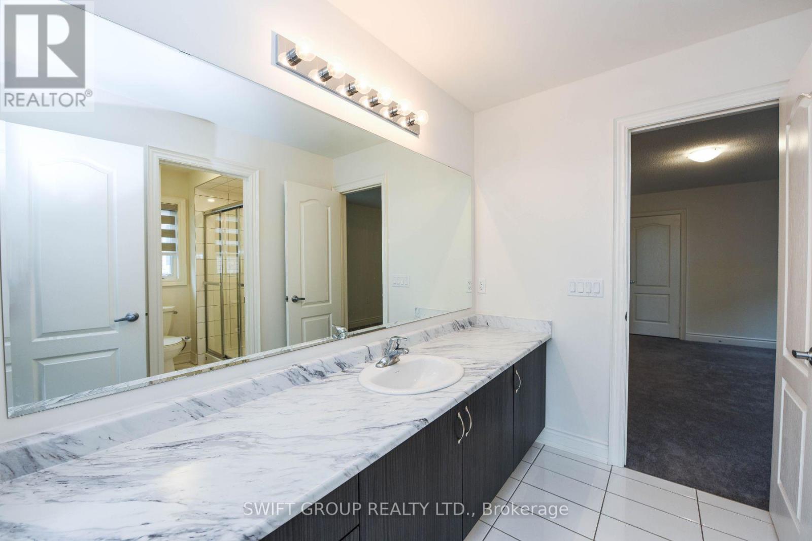 Upper - 24 Dotchson Avenue, Caledon, Ontario  L7C 4G6 - Photo 24 - W12632322