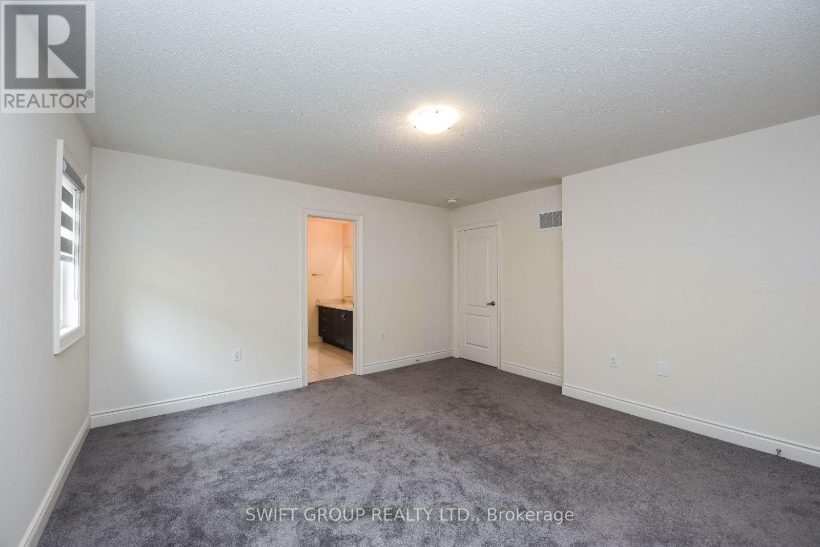 Upper - 24 Dotchson Avenue, Caledon, Ontario  L7C 4G6 - Photo 26 - W12632322