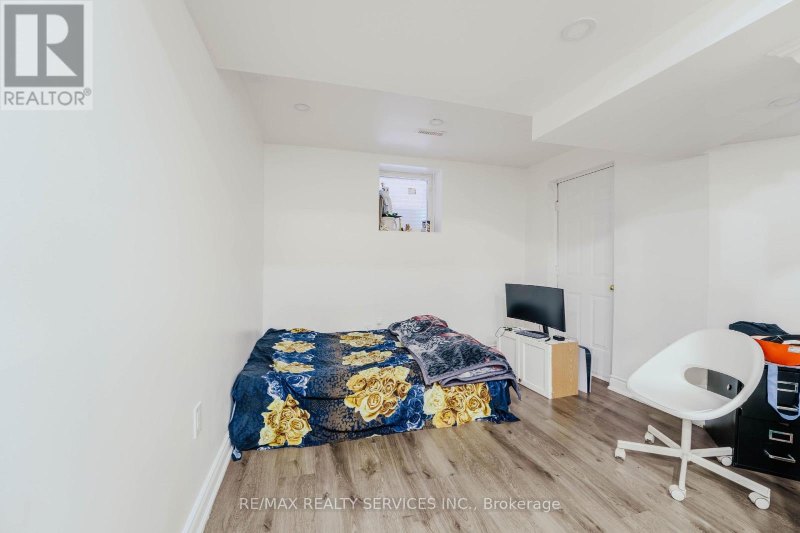 132 Lauraglen Crescent, Brampton, Ontario  L6Y 5A3 - Photo 40 - W12632334