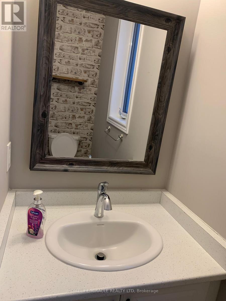 72 Clifford Crescent, New Tecumseth, Ontario  L0G 1W0 - Photo 8 - N12632284