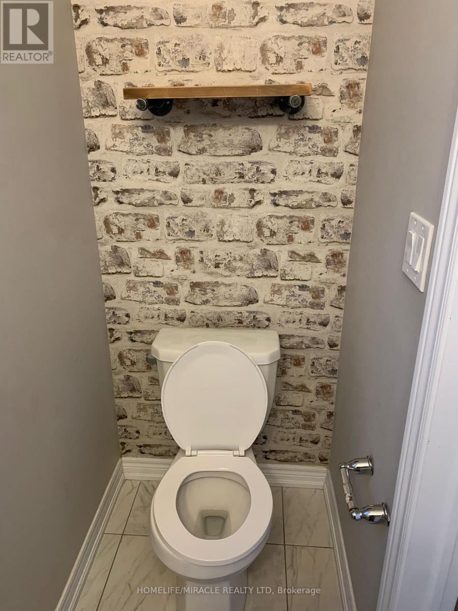 72 Clifford Crescent, New Tecumseth, Ontario  L0G 1W0 - Photo 7 - N12632284