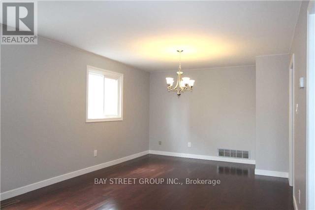 9 Charles Alfred Crescent N, Markham, Ontario  L3S 2B6 - Photo 7 - N12632346